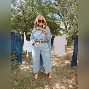 Heyson Chambray / Soft Blue Utility Jumpsuit | Size Medium